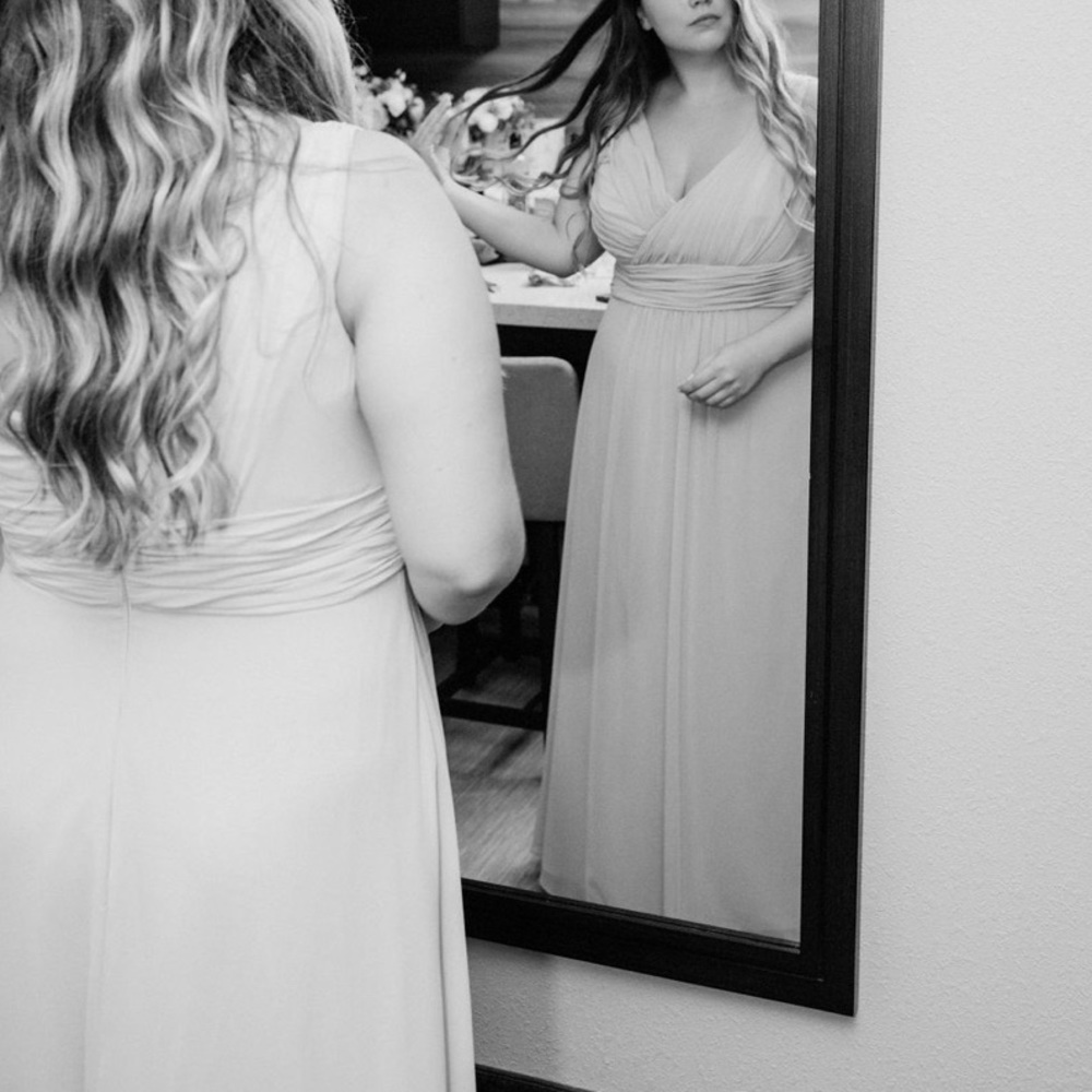 Bridesmaid /prom dress - Picture 3 of 3